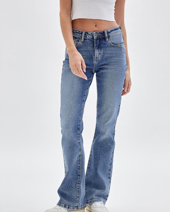 Guess Originals High-Rise Bootcut Denim Jeans In Pluto Wash Guess Originals High-Rise Bootcut Denim Jeans In Pluto Wash