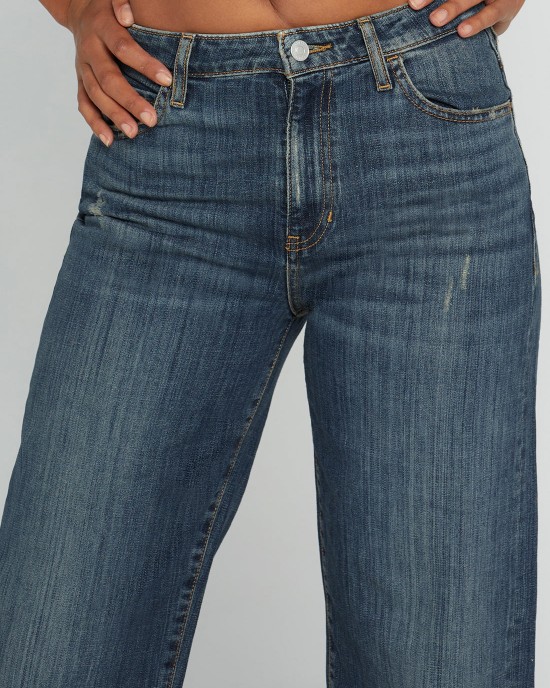Eco High-Rise 90s Boyfriend Denim Jeans In Waterton Blue Wash Eco High-Rise 90s Boyfriend Denim Jeans In Waterton Blue Wash