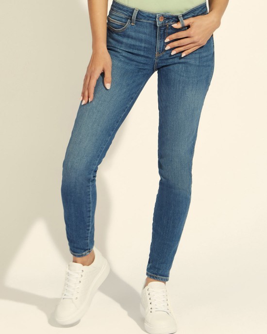 Mid-Rise Skinny Curve Denim Jeans in Carry Mid Wash Mid-Rise Skinny Curve Denim Jeans in Carry Mid Wash